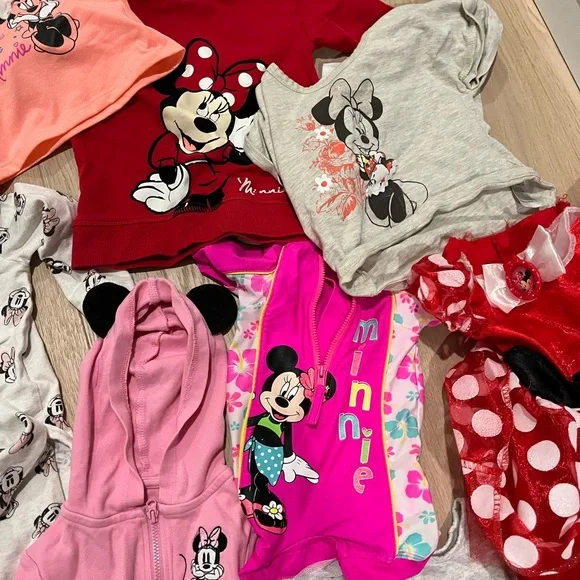 Minnie Mouse Lot - Picture 6 of 8